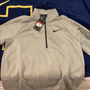 Nike Therma Three-Quarter Zip